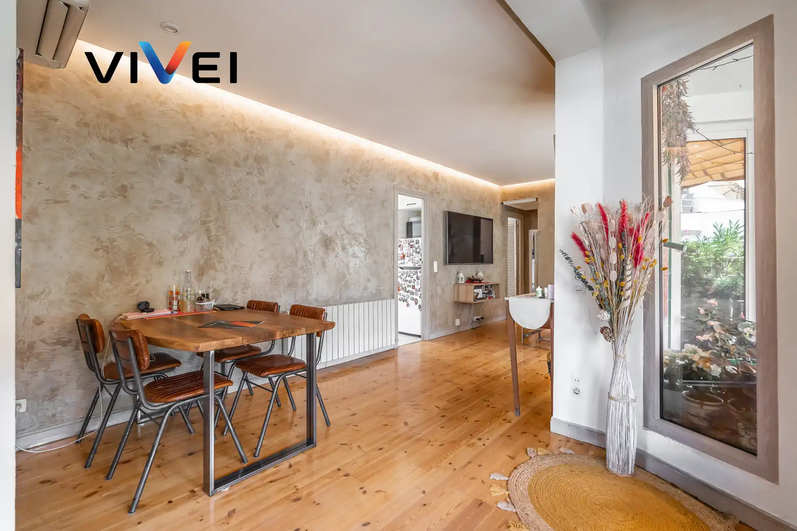 Wohnzimmer von Dachboden zum Verkauf in Madrid mit Klimaanlage, Heizung und Terrasse