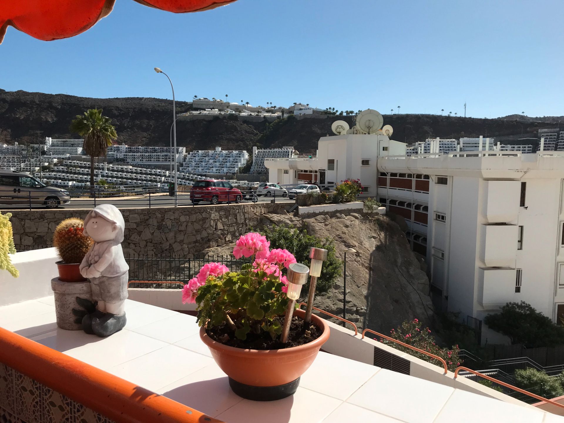 Vista exterior de Apartamento en venta en Mogán con Terraza, Trastero y Piscina comunitaria