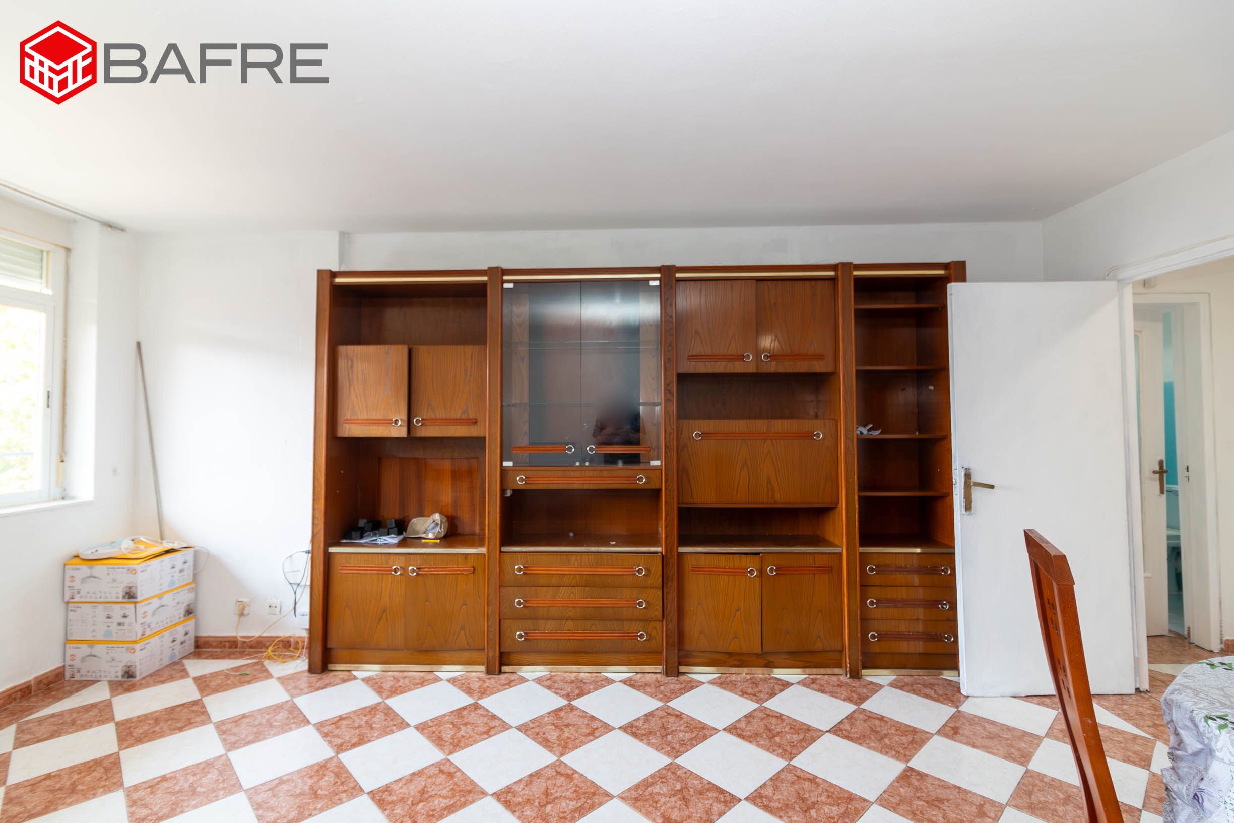 Flat for sale in Calle de Núñez de Guzmán, Reyes Católicos