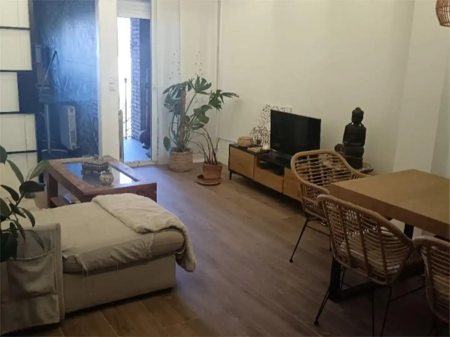Sala de estar de Piso en venta en Salt con Aire acondicionado y Balcón