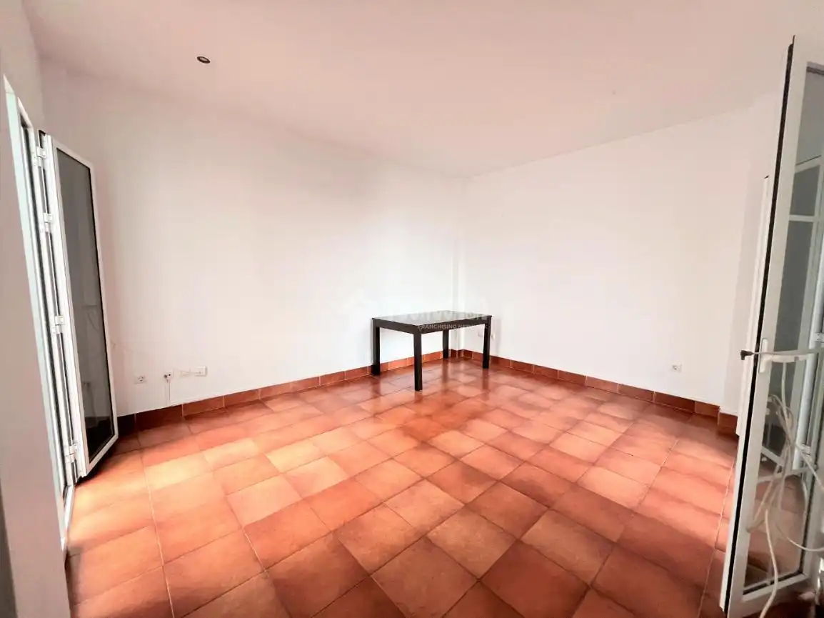Casa adosada en venda en San Fernando amb Terrassa i Balcó