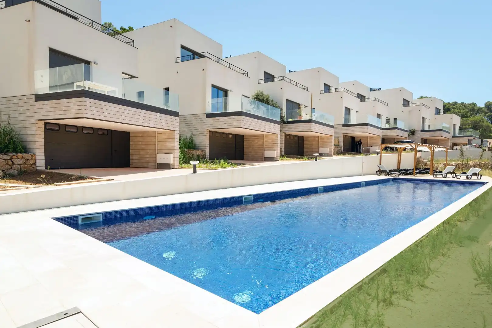Piscina de Casa adosada en venda en Palafrugell amb Aire condicionat, Calefacció i Jardí privat