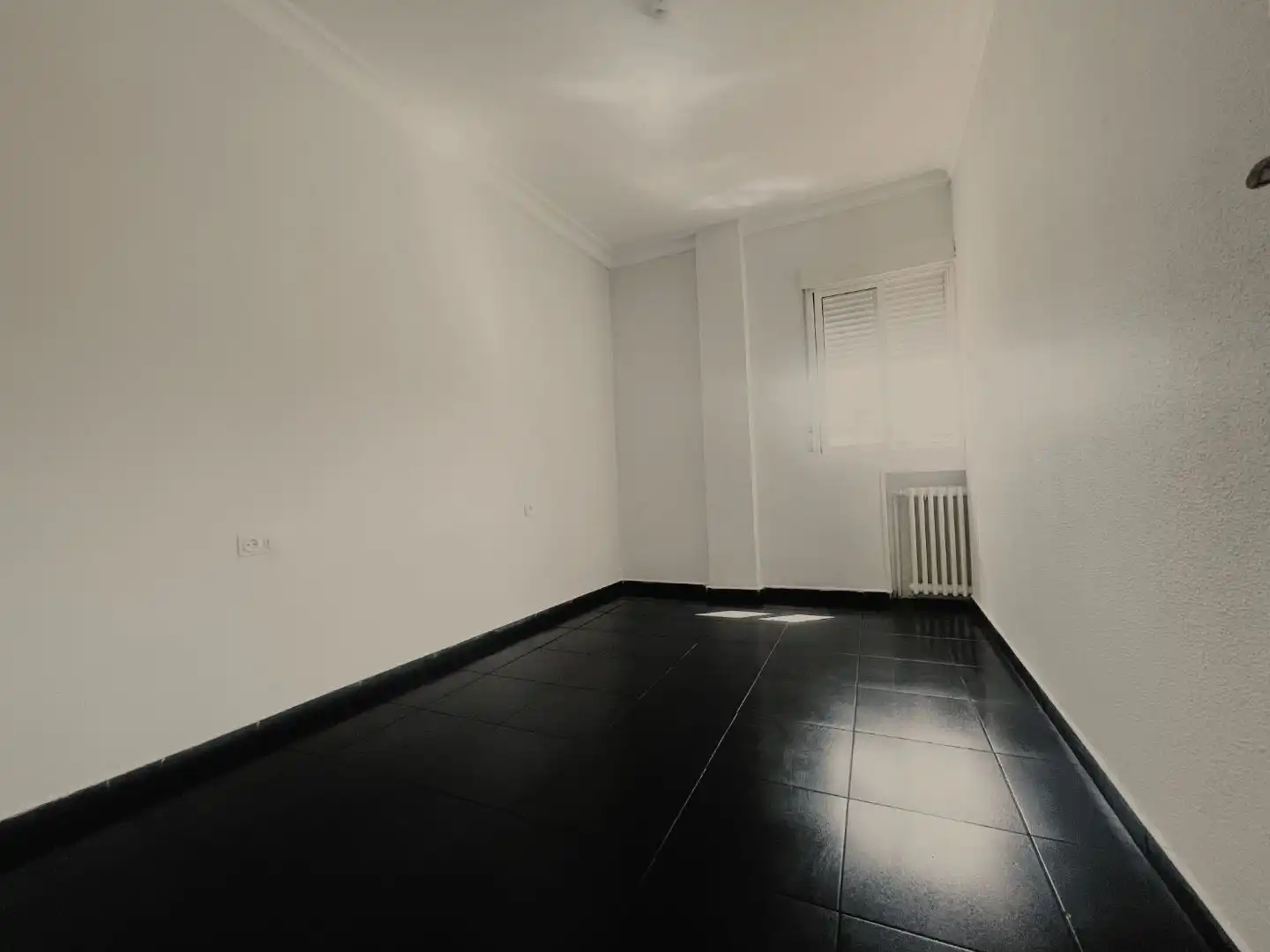 Schlafzimmer von Wohnung zur Miete in  Madrid Capital