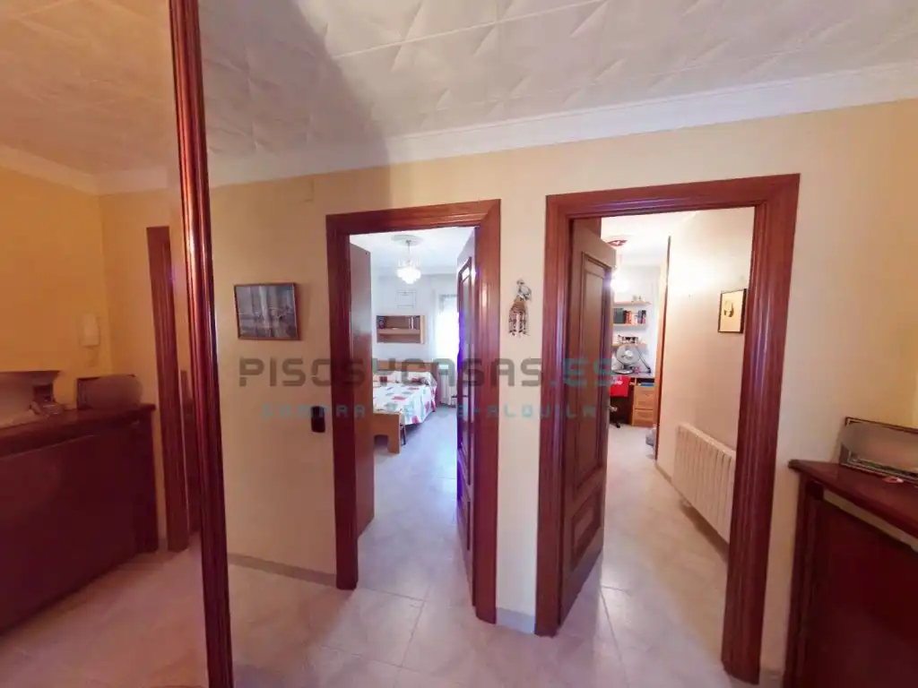 Casa con terraza en venta en Calle Democracia 4, imagen 49