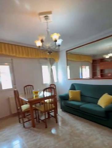 Piso en Alquiler en  Calle CRISTO DE LAS BATALLAS 17, 17 en Estación