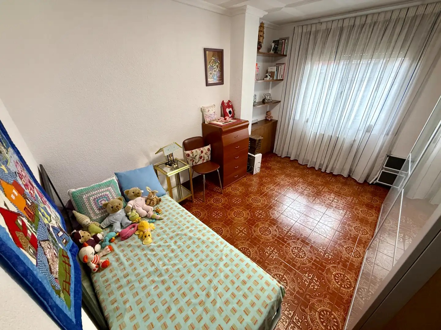 Schlafzimmer von Wohnung zum Verkauf in Sant Boi de Llobregat mit Heizung, Ofen und Balkon