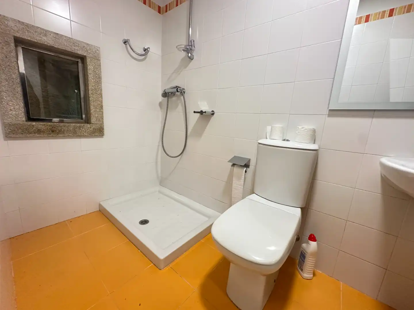 Bathroom of Houses for sale in Ames  with Heating, Private garden and Parquet flooring