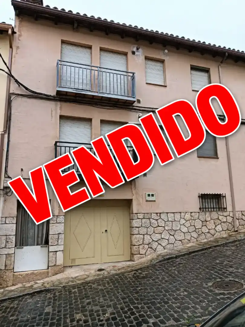 Maison avec terrasse à vendre à Pastrana