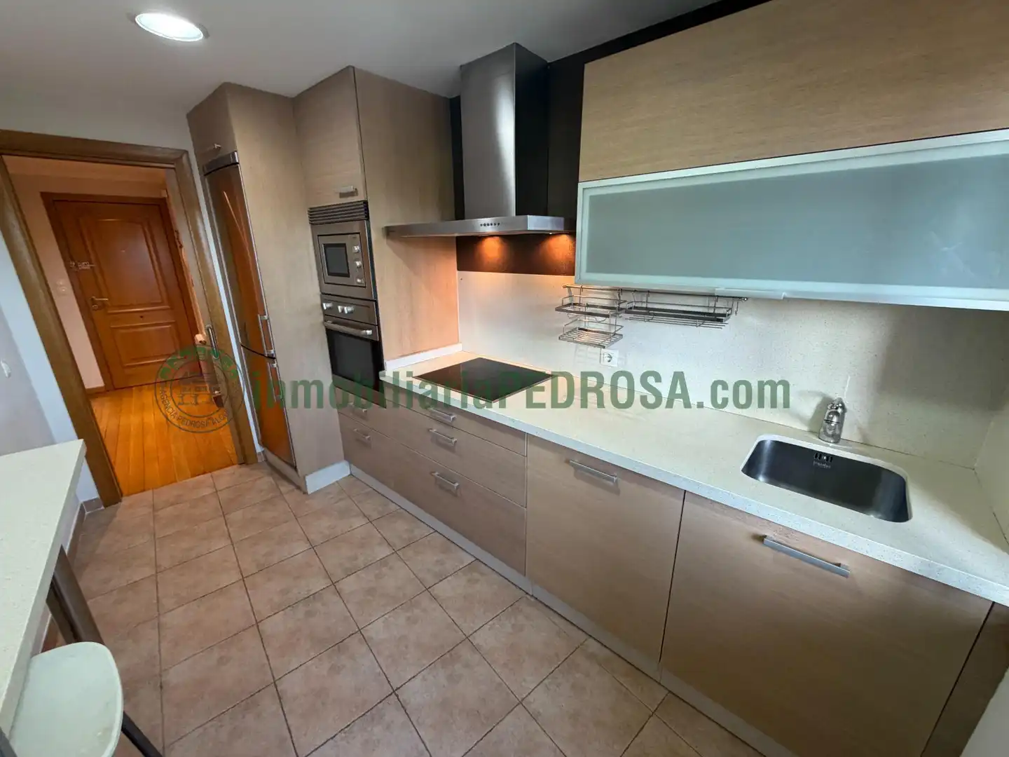 Cocina de Apartamento de alquiler en A Parda
