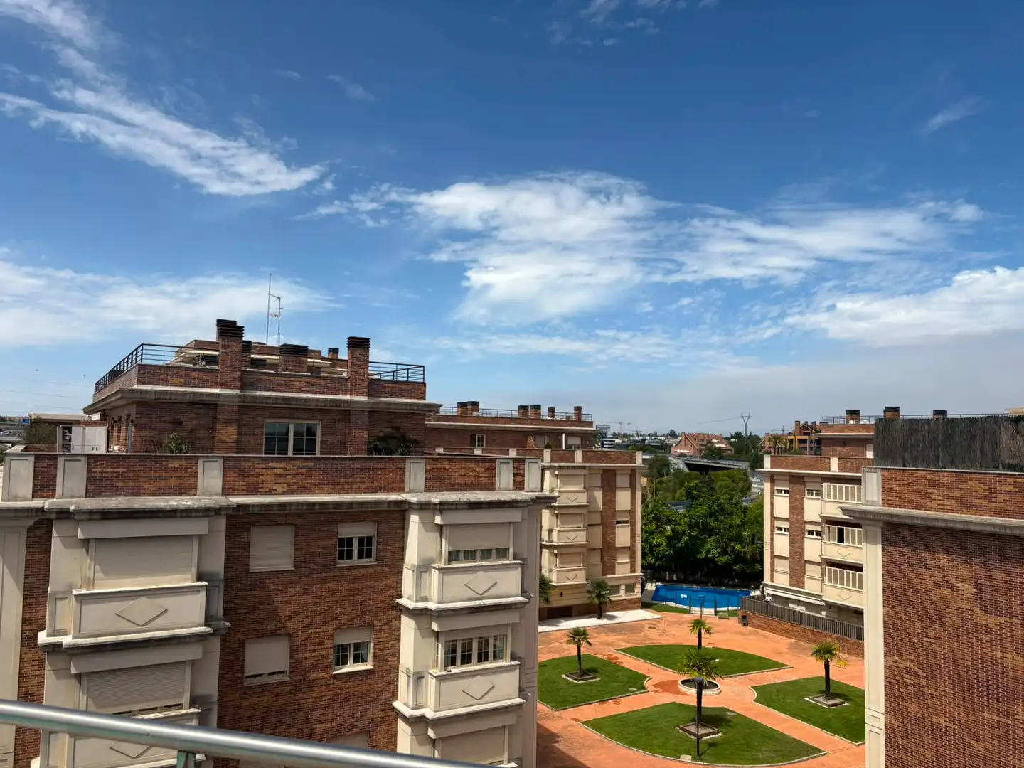 Vista exterior de Estudio en venta en Madrid con Aire acondicionado, Calefacción y Trastero