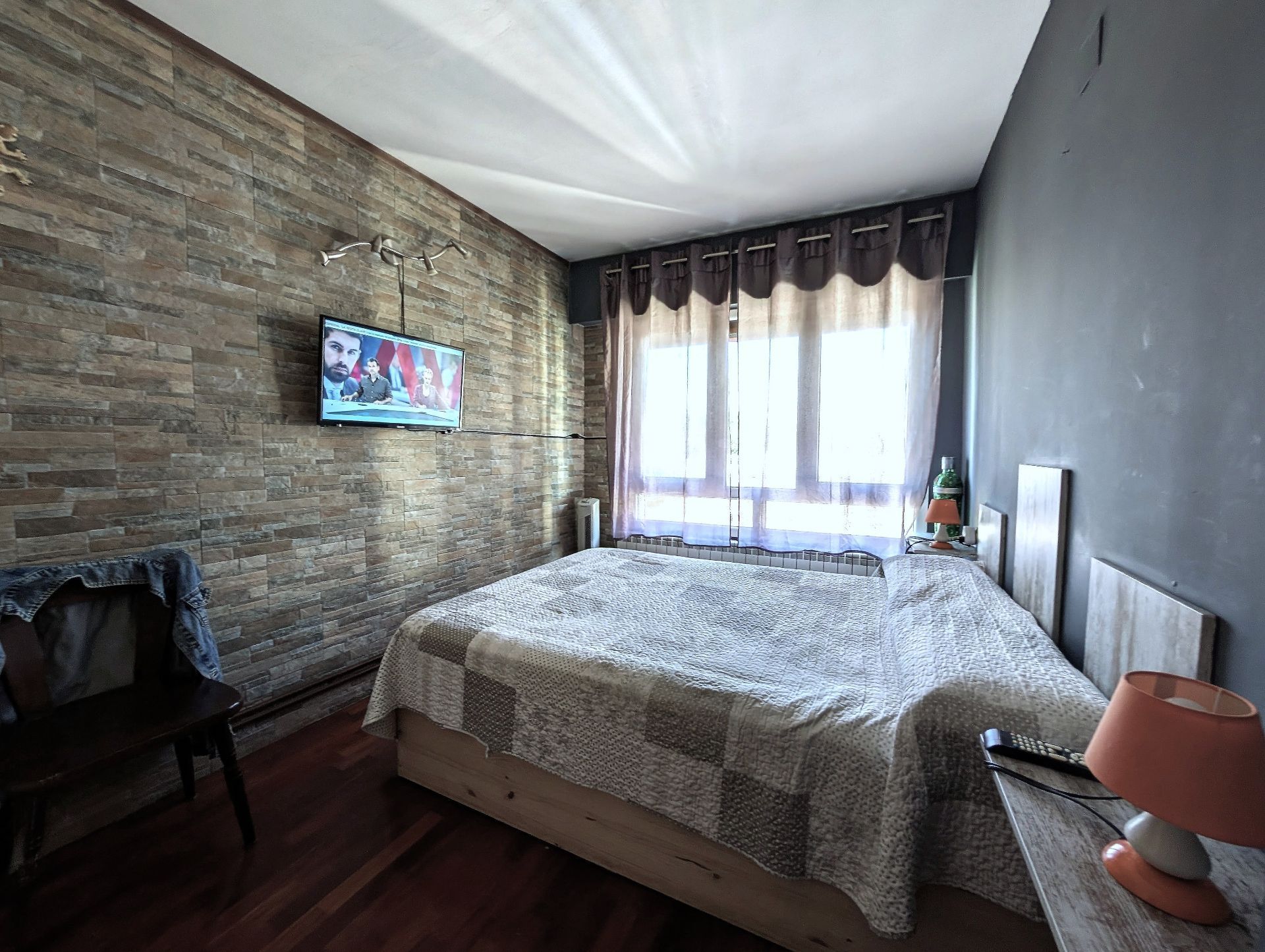 Schlafzimmer von Wohnung zum verkauf in Lasarte-Oria mit Klimaanlage, Heizung und Möbliert