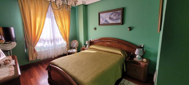 Piso en Venta en Salesas - Foncalada - Campoamor