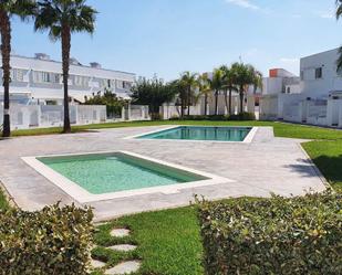 Piscina de Dúplex en venda en Sant Josep de sa Talaia amb Aire condicionat i Terrassa