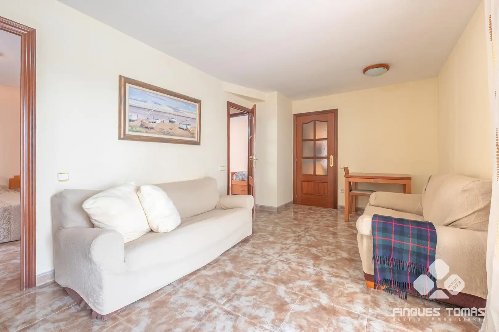 Living room of Flat for sale in Calafell  with Terrace, Storage room and Furnished