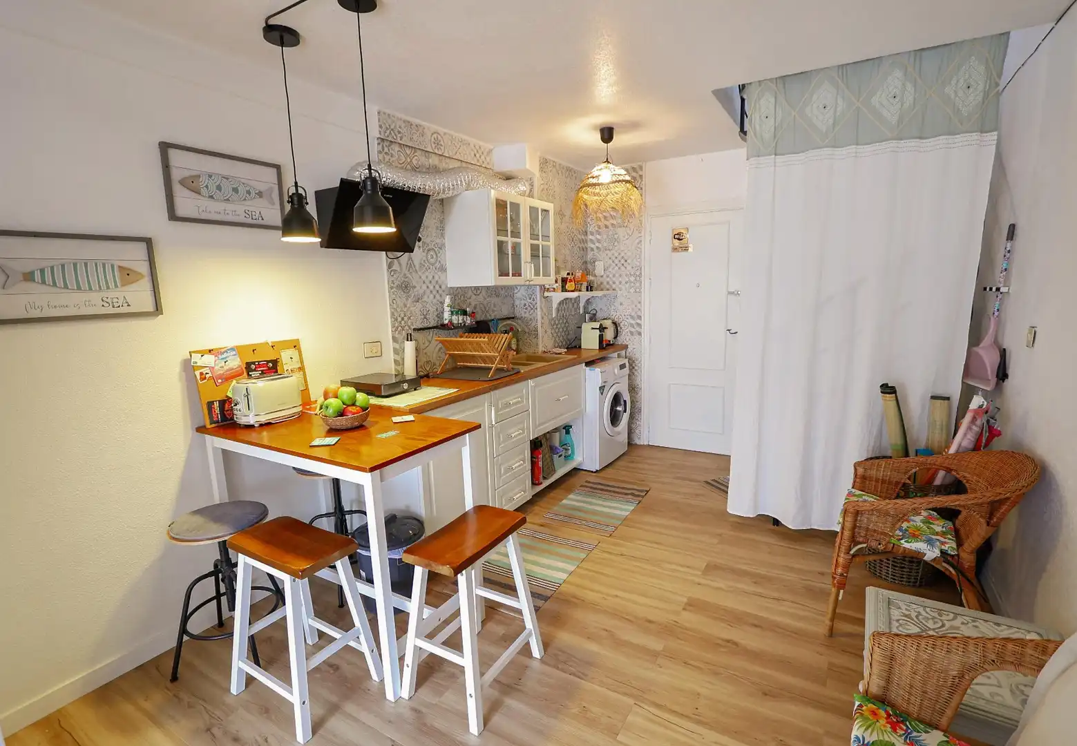 Kitchen of Apartments for rent in Torrevieja  with Air Conditioner, Terrace and Furnished
