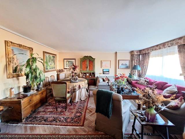 Piso en Venta en Del Sándalo en Palomas