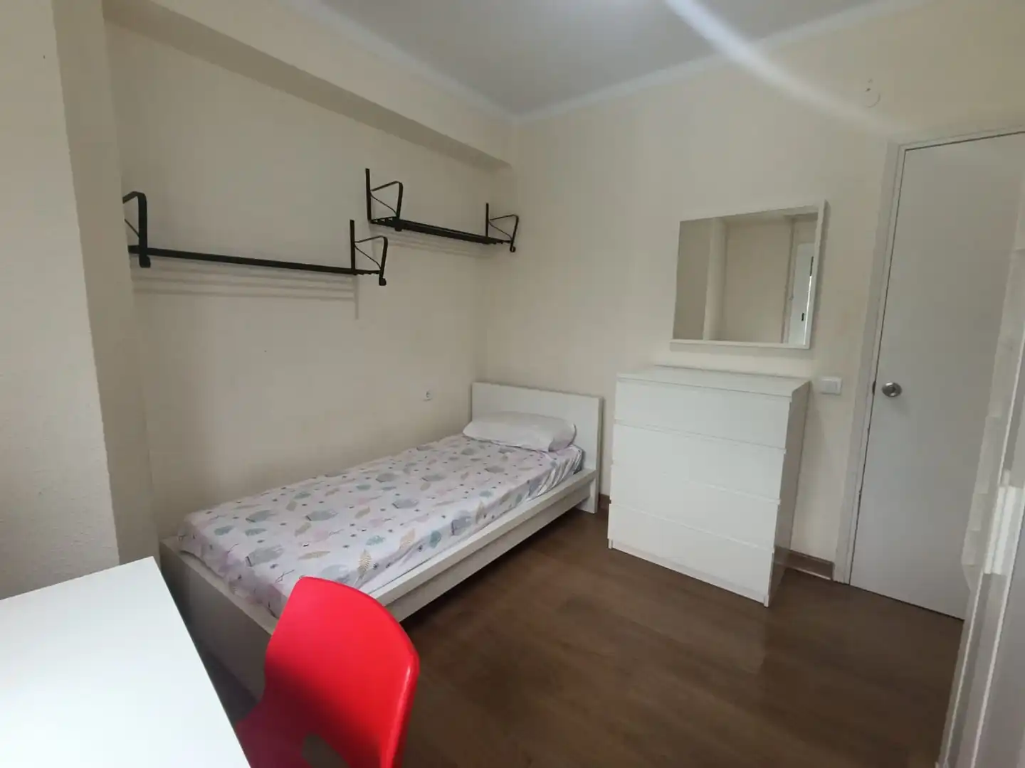 Habitación de Piso de alquiler en Málaga con Amueblado