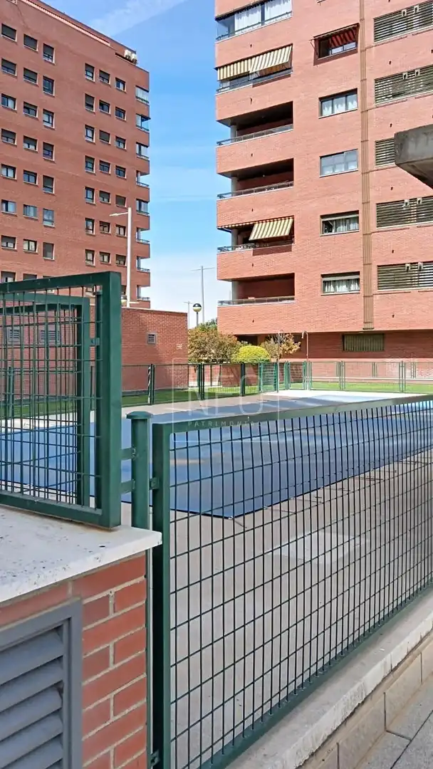 Vista exterior de Piso en venta en Seseña con Aire acondicionado, Jardín privado y Terraza