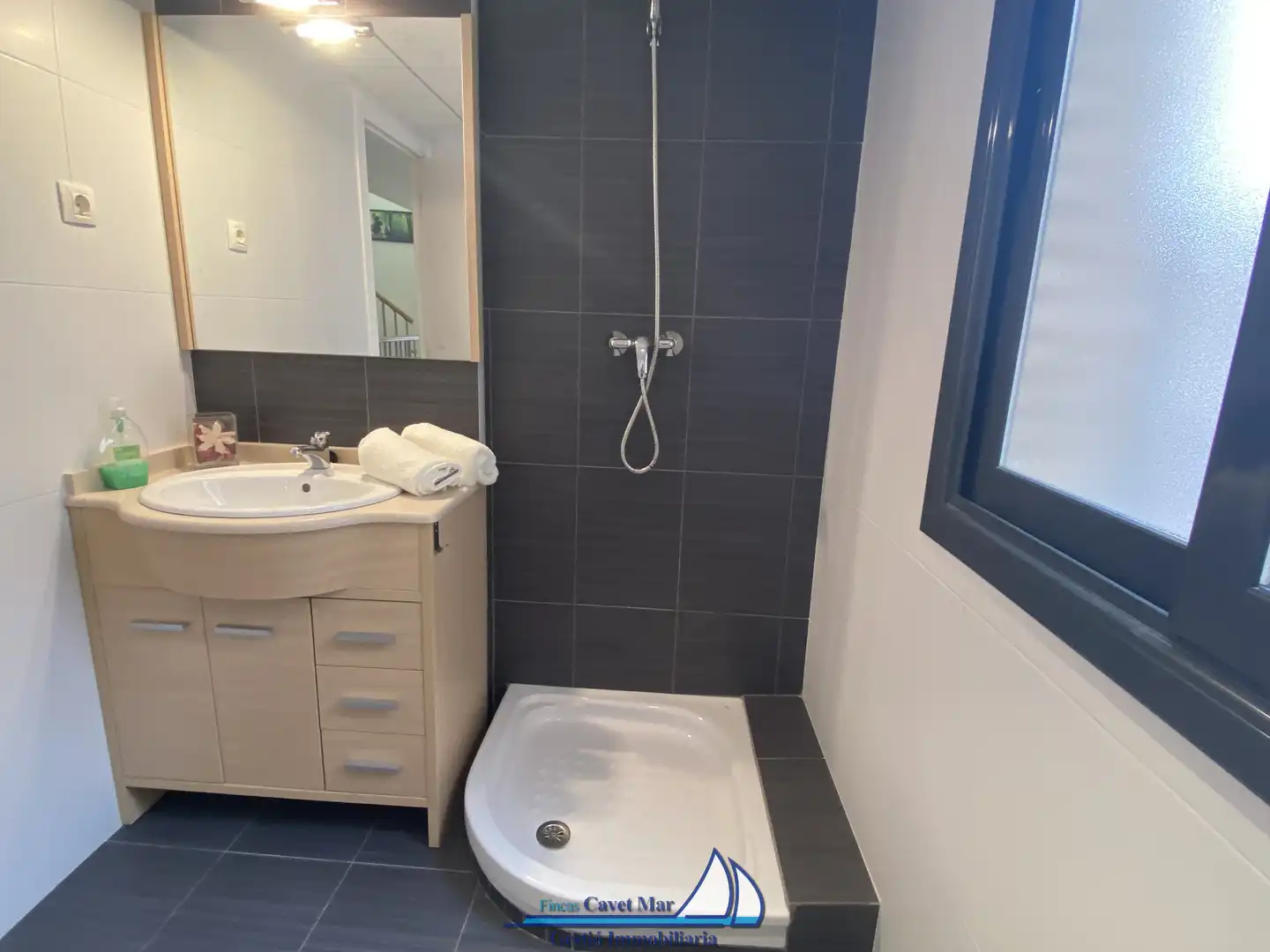 Bathroom of Attic for sale in Cambrils  with Air Conditioner, Heating and Terrace