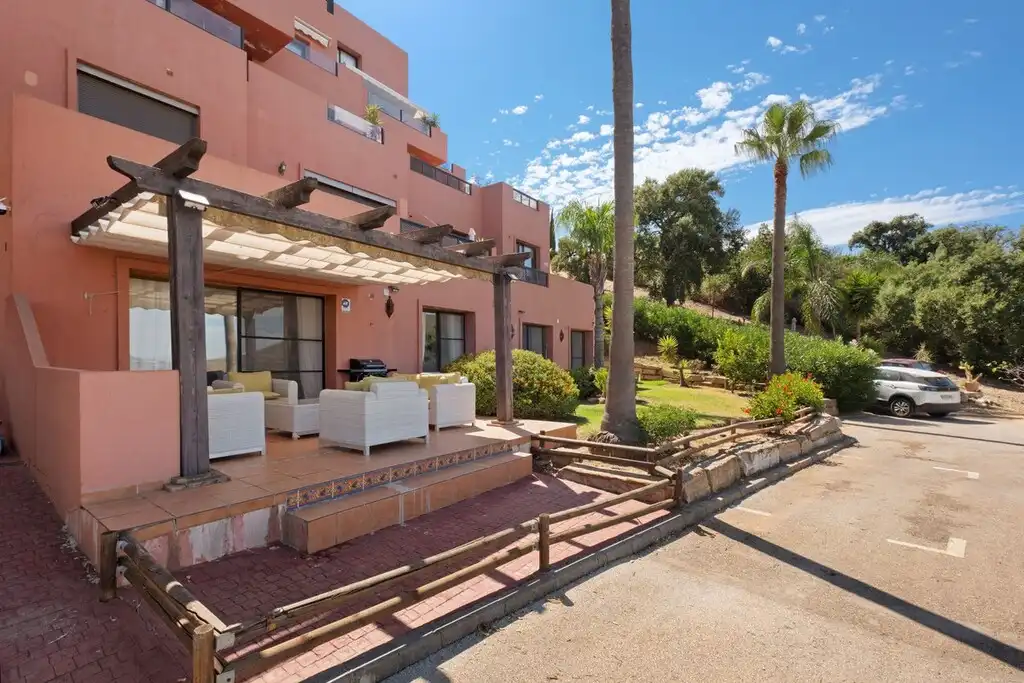 Terraza de Planta baja en venta en Ojén con Aire acondicionado, Jardín privado y Terraza