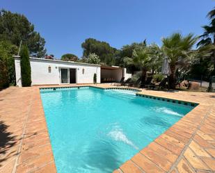 Piscina de Casa o xalet en venda en  Córdoba Capital amb Aire condicionat, Calefacció i Jardí privat