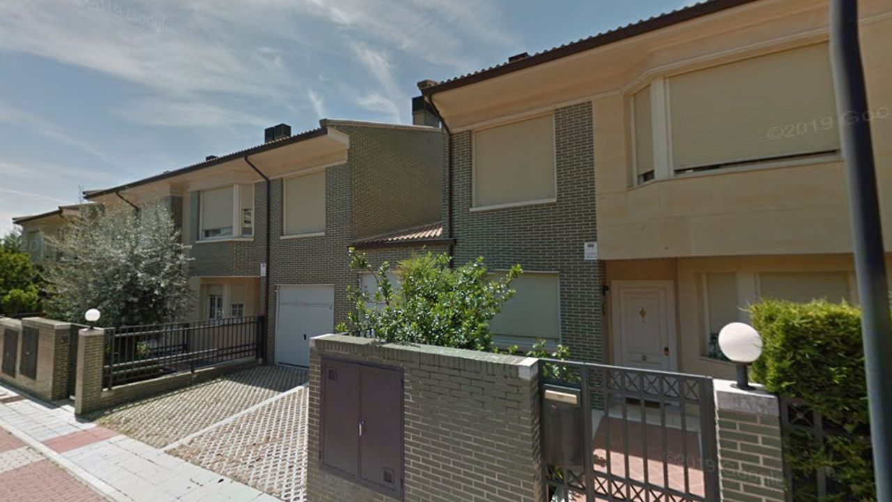 Single-family semi-detached for sale in Calle Goyescas, 34, El Berrocal