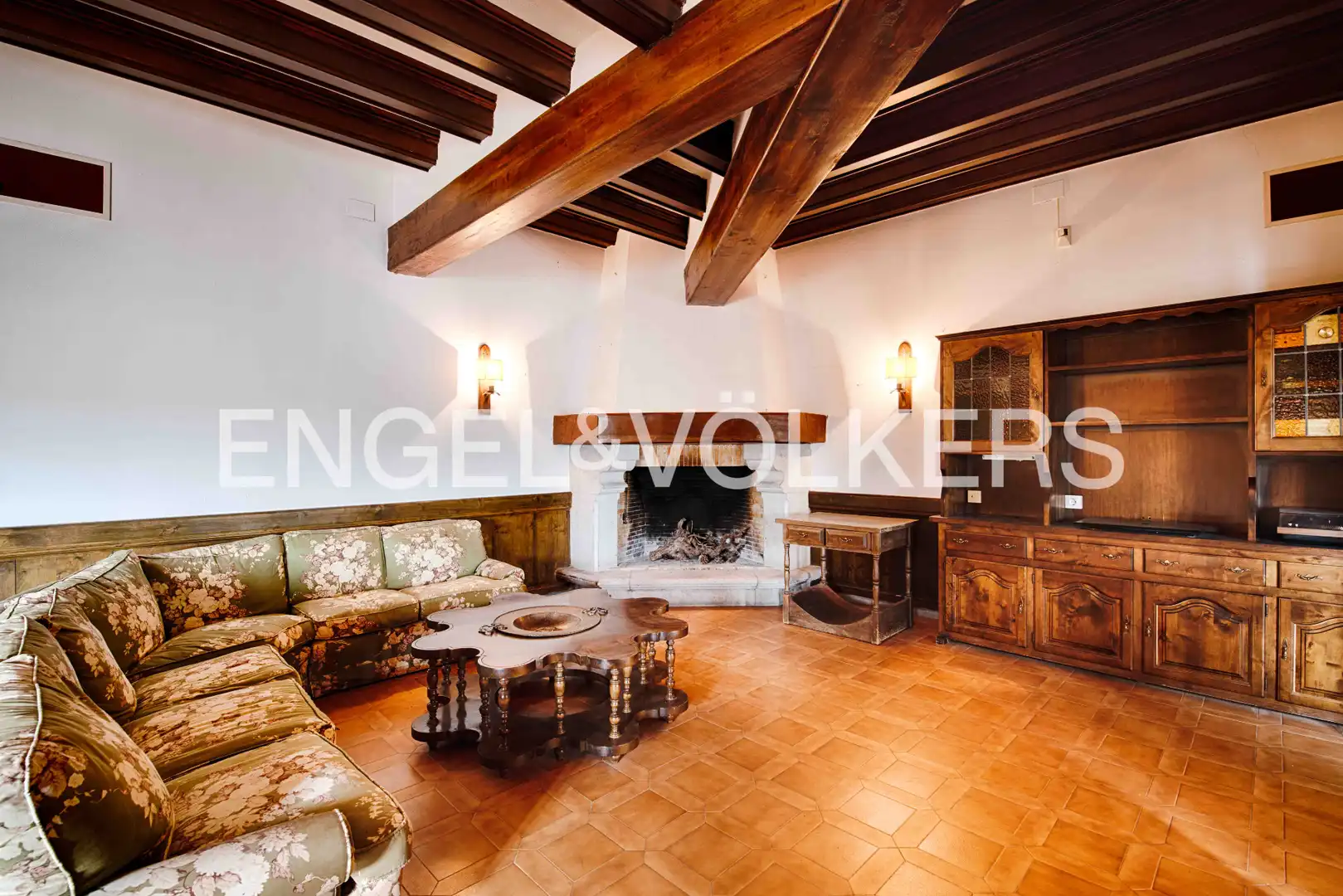 Sala de estar de Casa adosada en venta en Ordis con Calefacción, Jardín privado y Terraza