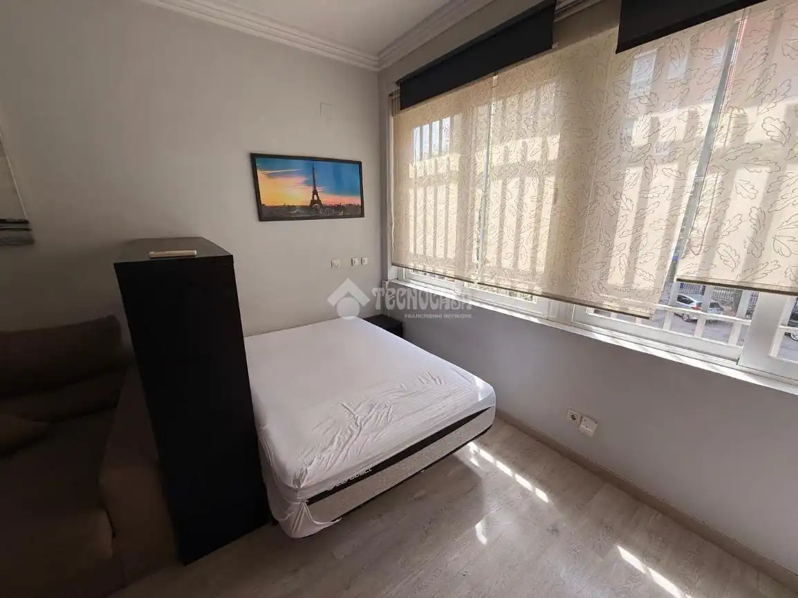Bedroom of Study for sale in Madrid  with Air Conditioner, Alarm and Home automation