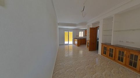 Foto 3 de Casa adosada en venta en C/ Fluorita, Residencial Lomas de Cabo Roig , La Regia, Orihuela