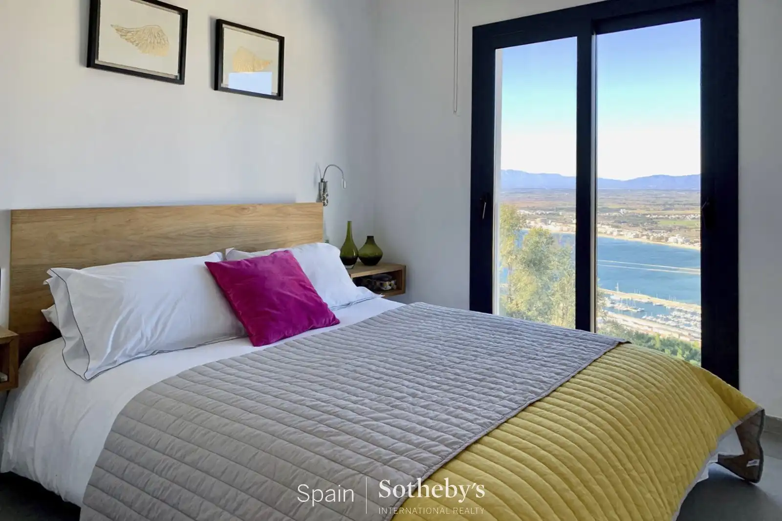 Habitación de Casa o chalet en venta en Roses con Aire acondicionado, Jardín privado y Terraza