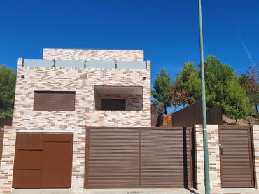 Maison avec jardin à vendre à Calle Pablo Neruda 32