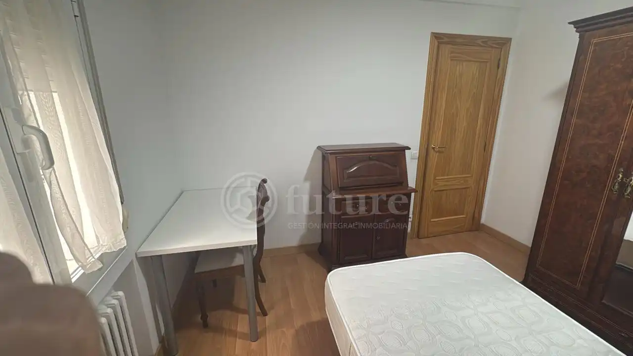 Schlafzimmer von Wohnung zur Miete in Salamanca mit Heizung und Möbliert