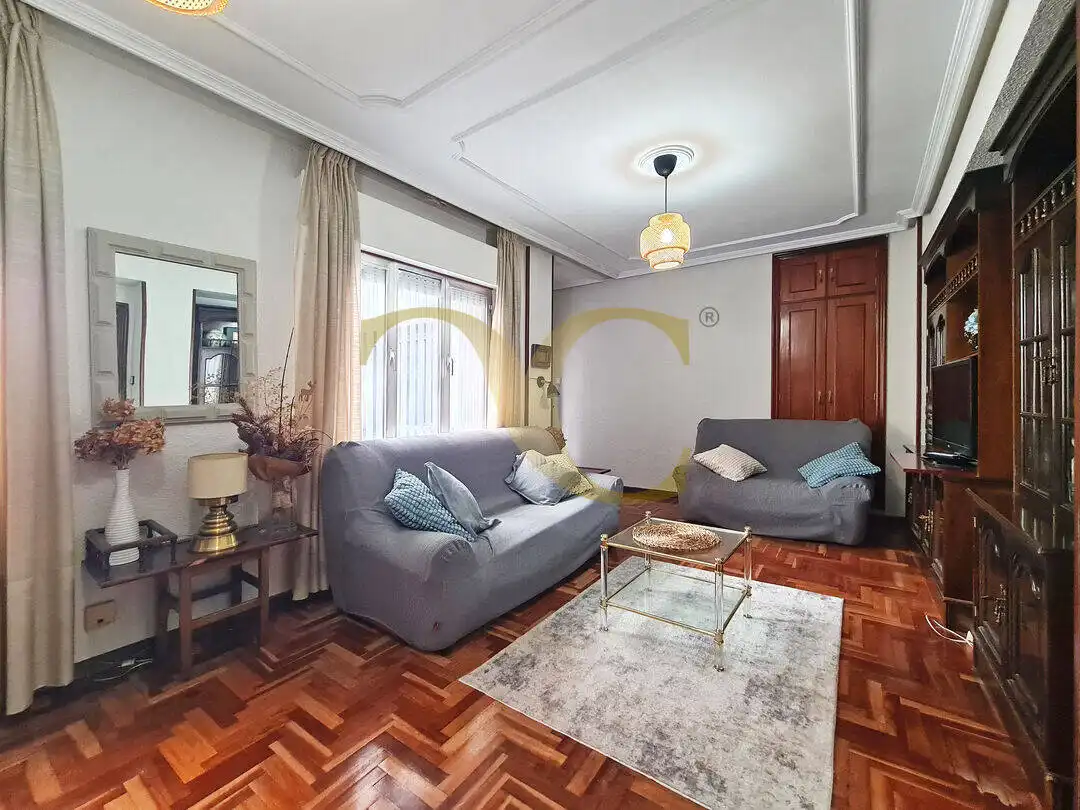 Appartamento con terrazza in vendita a Calle Pérez de la Sala, imagen 7