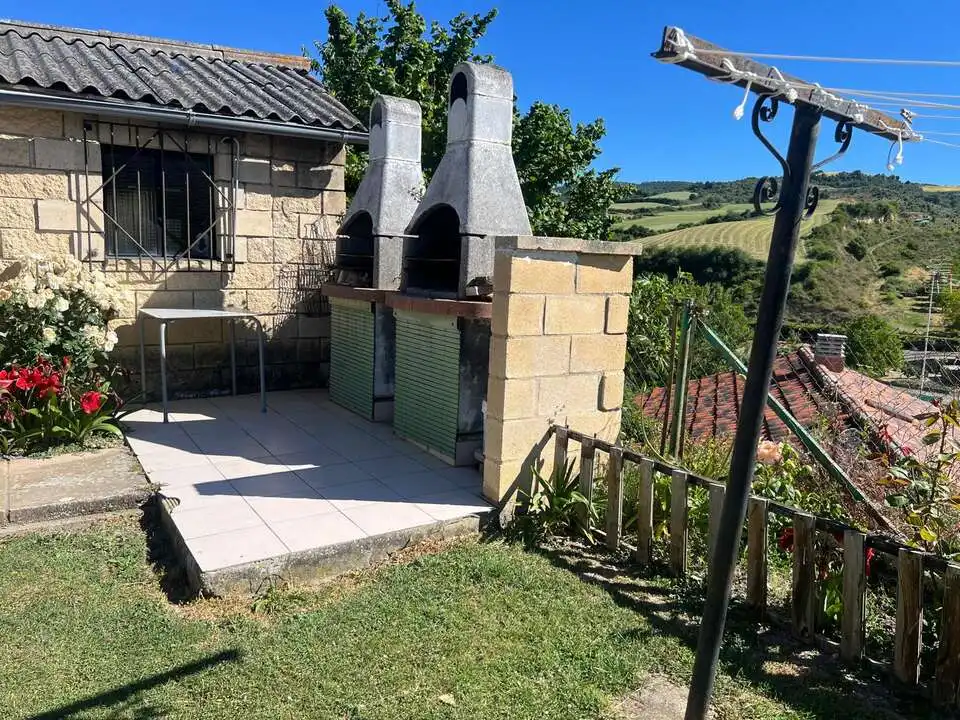 Terrassa de Casa o xalet en venda en Añana amb Calefacció, Jardí privat i Traster