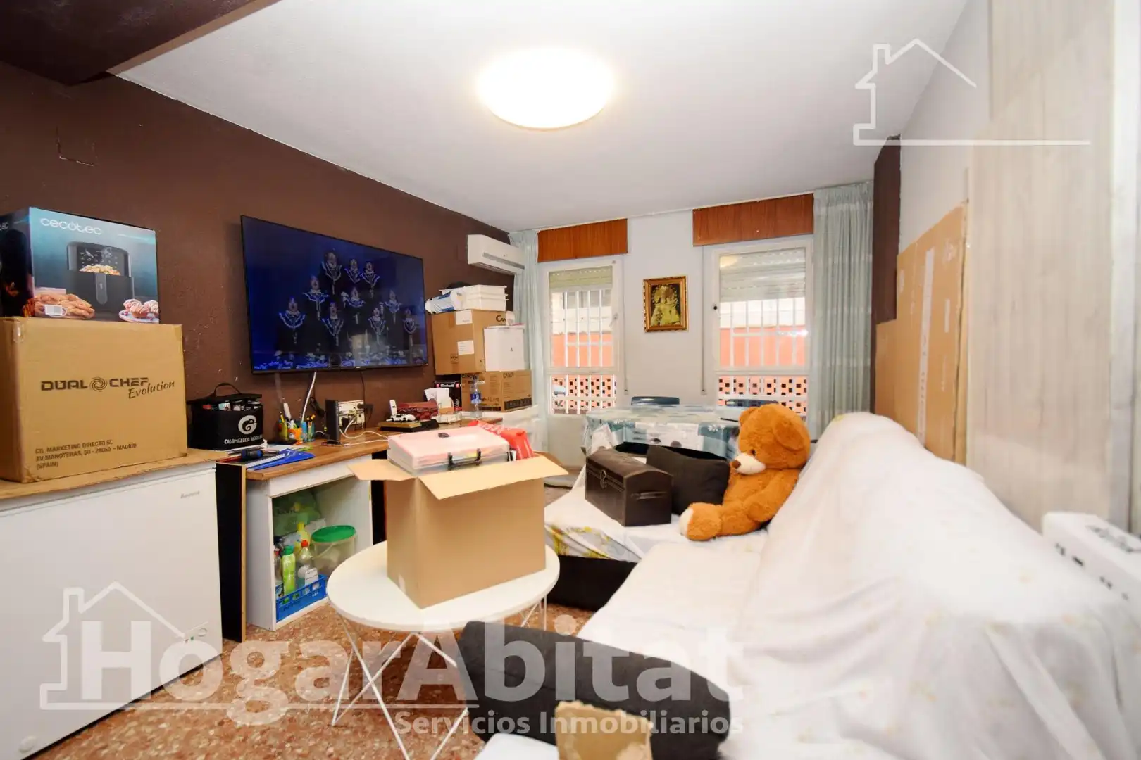 Sala d'estar de Pis en venda en Paterna amb Aire condicionat i Moblat