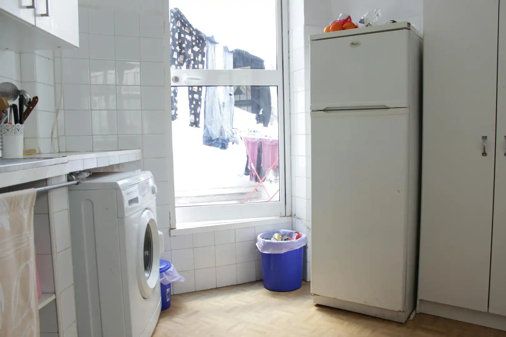 Küche von Wohnung zur untervermieten in Sevilla mit Klimaanlage, Möbliert und Waschmaschine