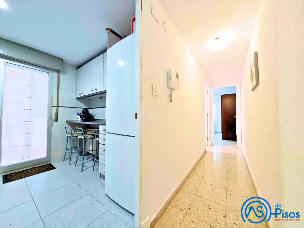 Flat for rent in Calle de Felisa Galé, 2, La Jota