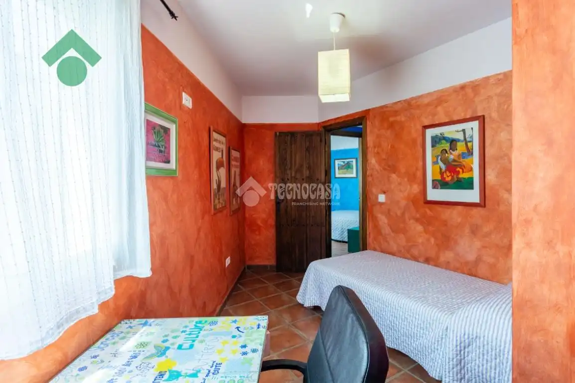 Piso en venta en Sayalonga