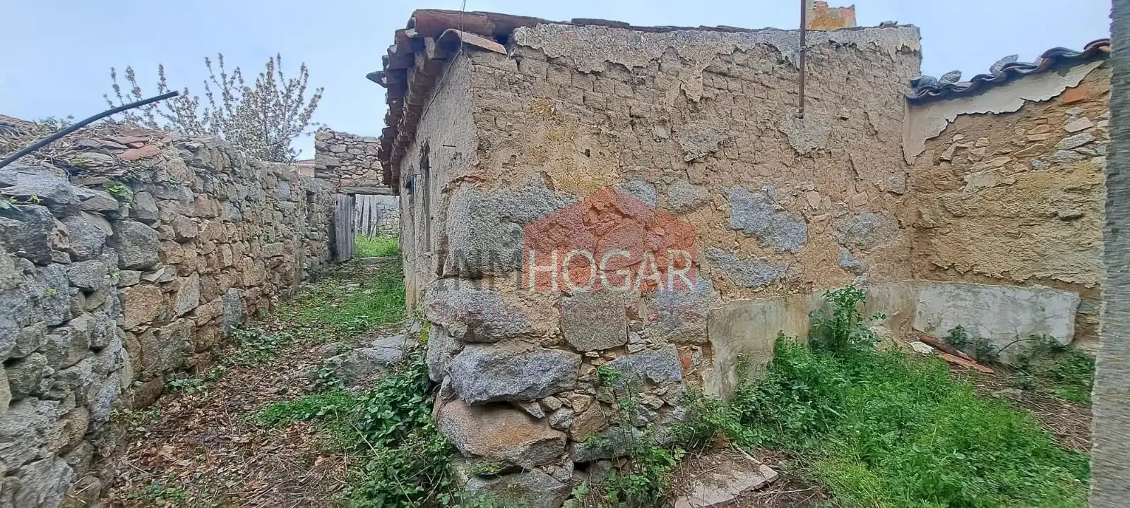 Finca rústica en venda en Cardeñosa amb Jardí privat