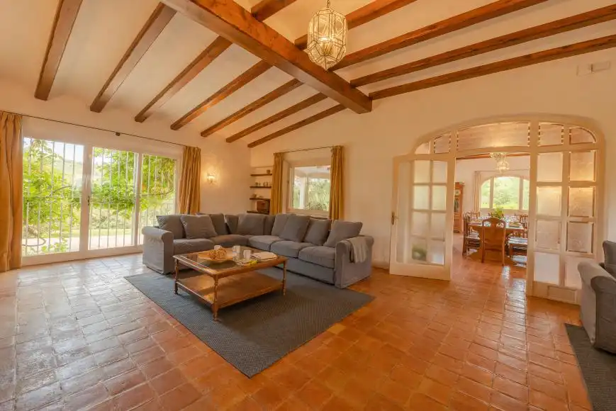 Sala d'estar de Finca rústica en venda en Riudarenes amb Aire condicionat, Calefacció i Jardí privat