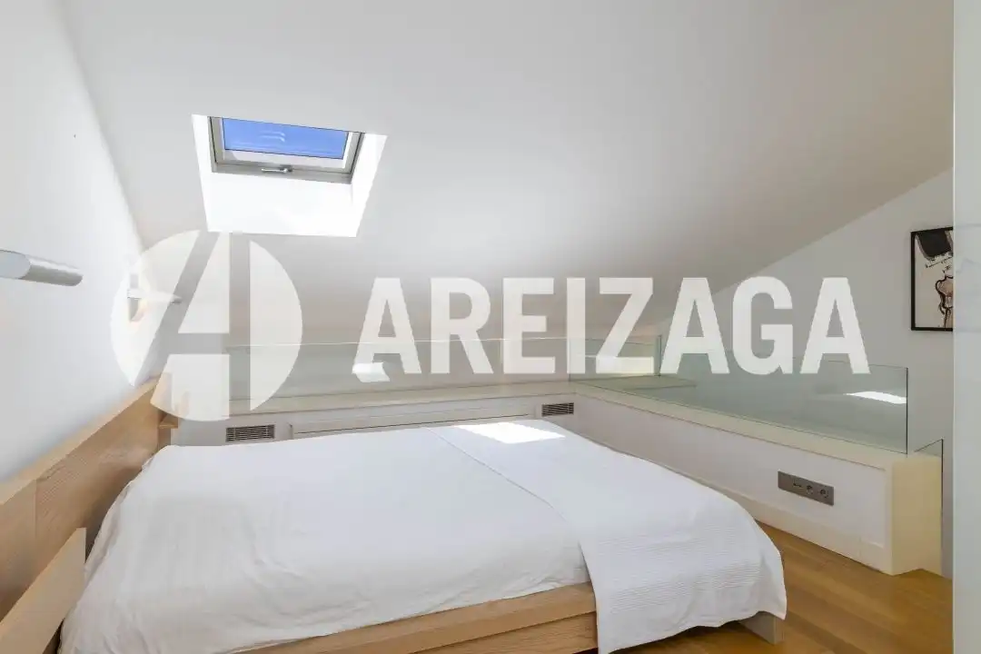 Habitación de Ático en venta en Donostia - San Sebastián  con Aire acondicionado y Calefacción