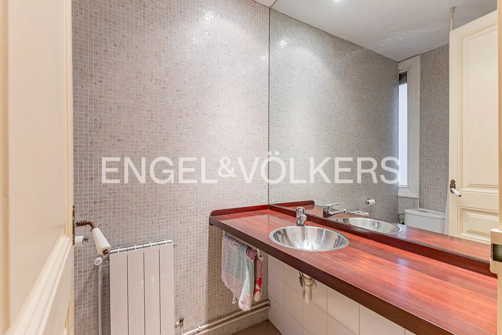 Baño de Piso en venta en Barcelona con Aire acondicionado, Calefacción y Parquet