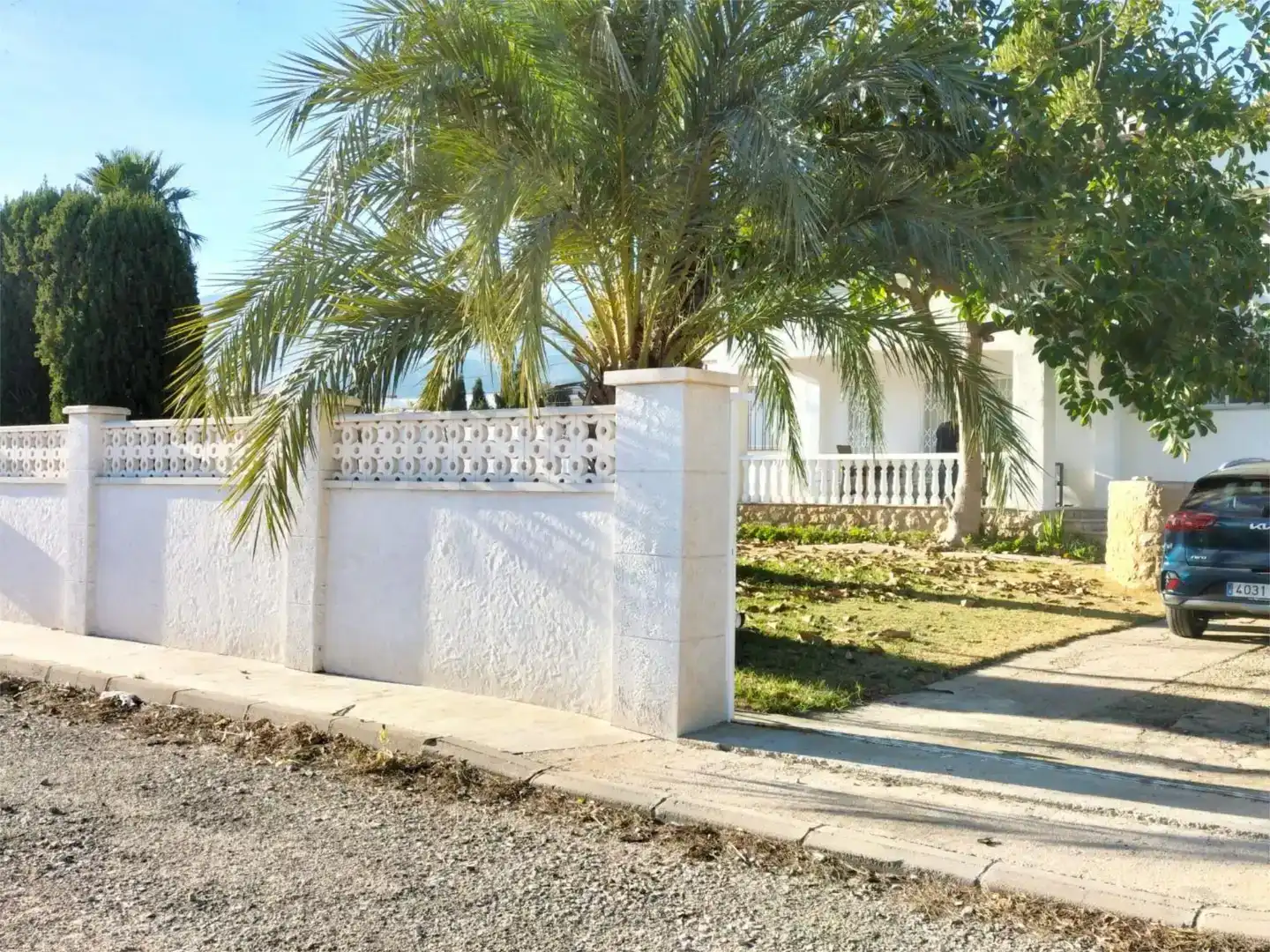 Vista exterior de Casa o xalet en venda en Alcanar amb Aire condicionat i Piscina