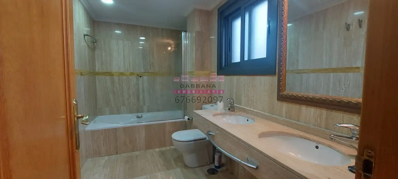 Flat for rent in Rúa de García Barbón, 30, Centro - Areal