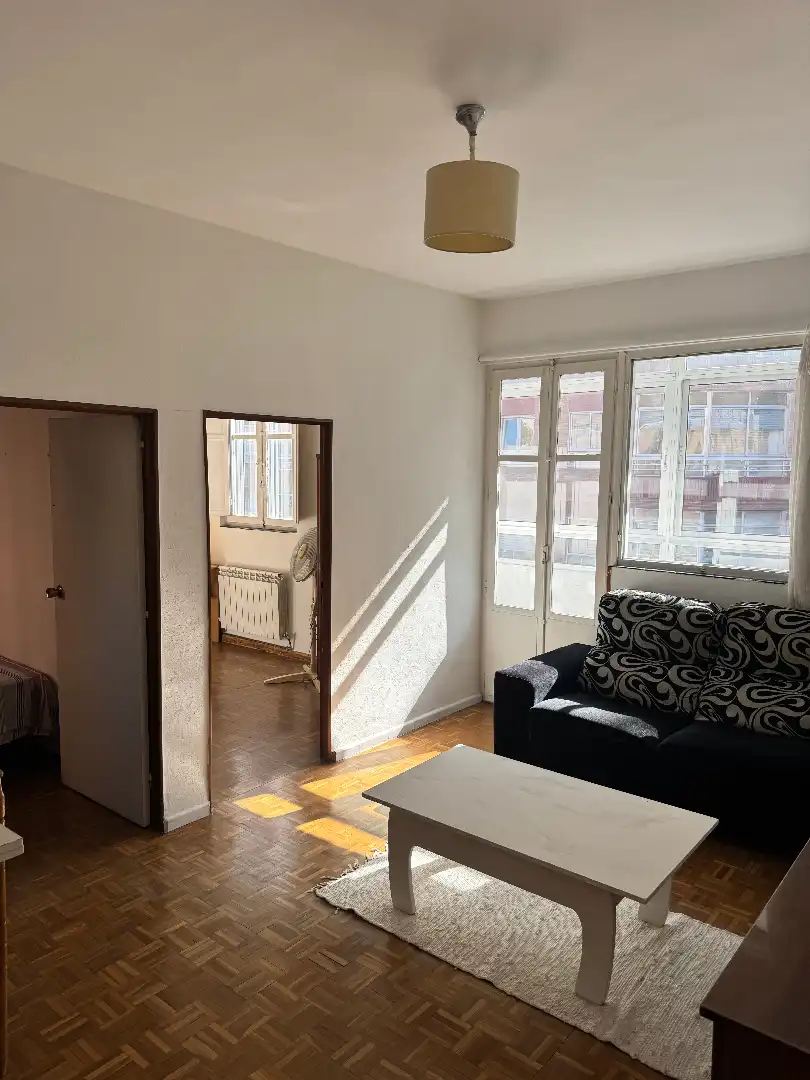 Sala d'estar de Àtic en venda en Valladolid amb Calefacció, Parquet i Terrassa