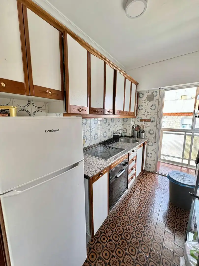 Kitchen of Flat for share in Madrid  with Heating, Furnished and Washing machine