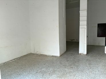 Local comercial de lloguer a Calle de Valencia