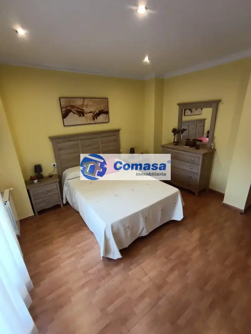 Piso con ascensor en venta en Martos, imagen 9