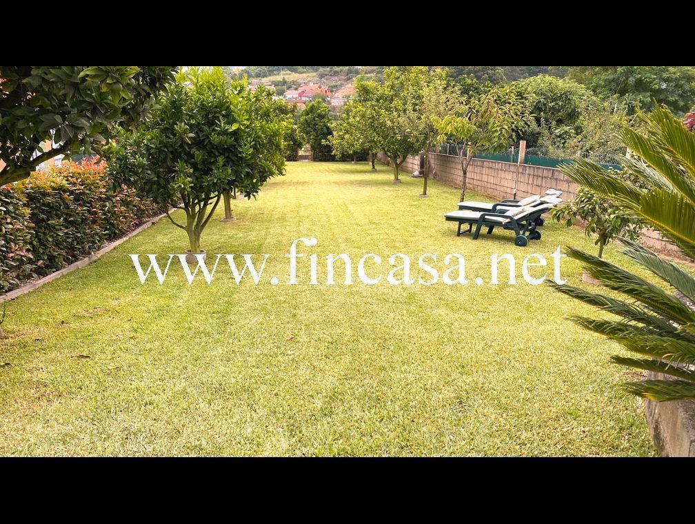 House or chalet for sale in Vigo   with Private garden, Parquet flooring and Terrace