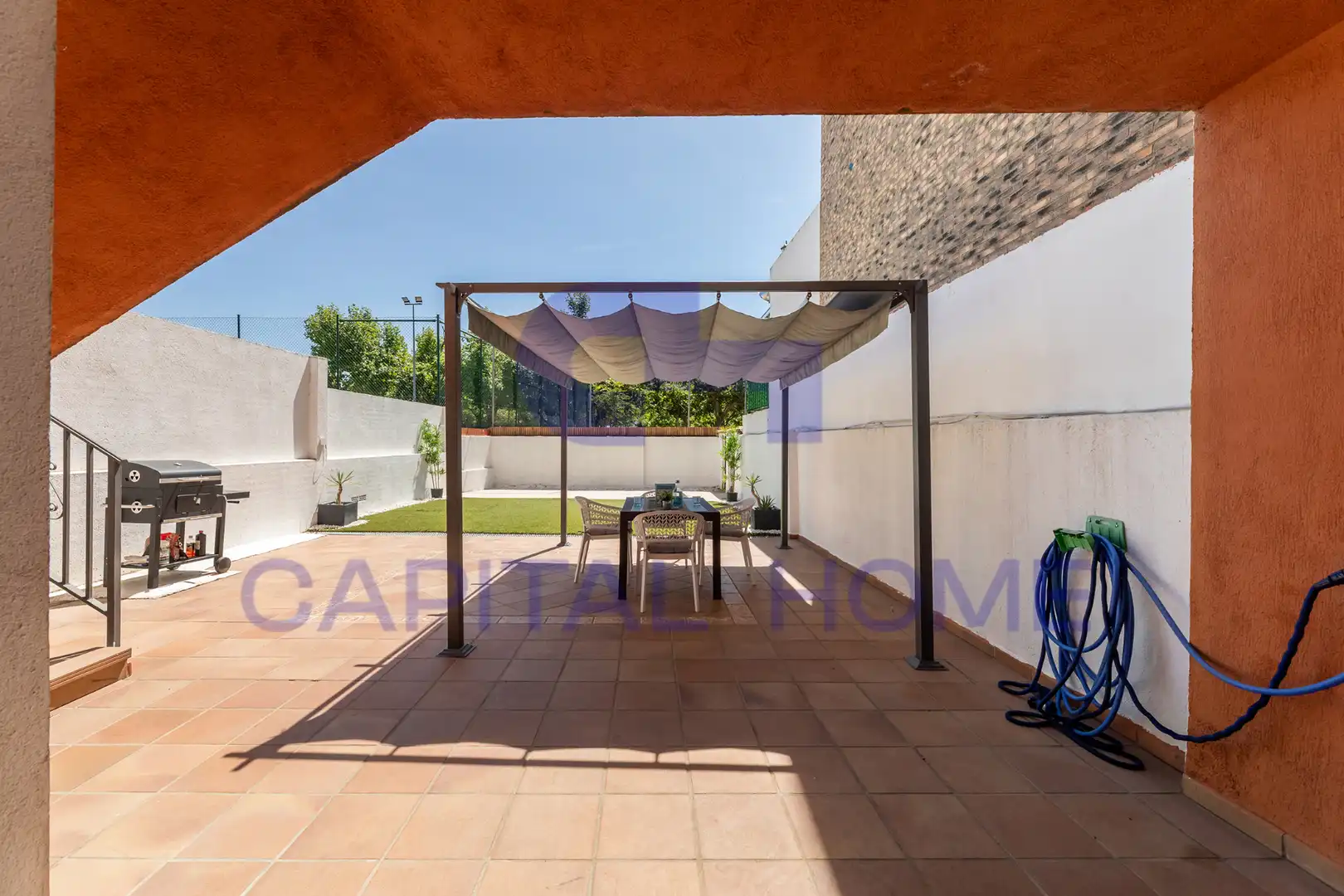 Terraza de Casa adosada en venta en Navalcarnero con Aire acondicionado, Calefacción y Jardín privado